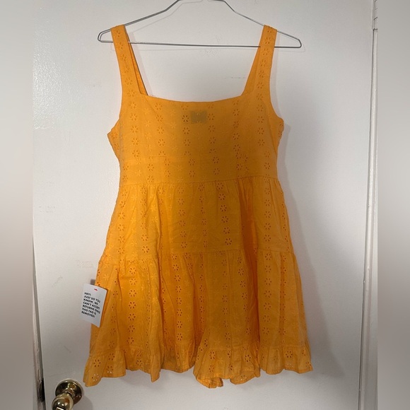 ASOS Design Orange Yellow Tiered Skater Playsuit. Size US 8. - Picture 4 of 7